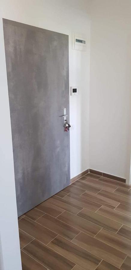 Apartament Modern Ioan Popasu Apartamento Braşov Exterior foto