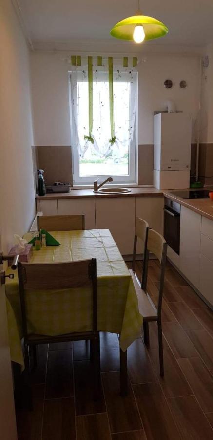 Apartament Modern Ioan Popasu Apartamento Braşov Exterior foto