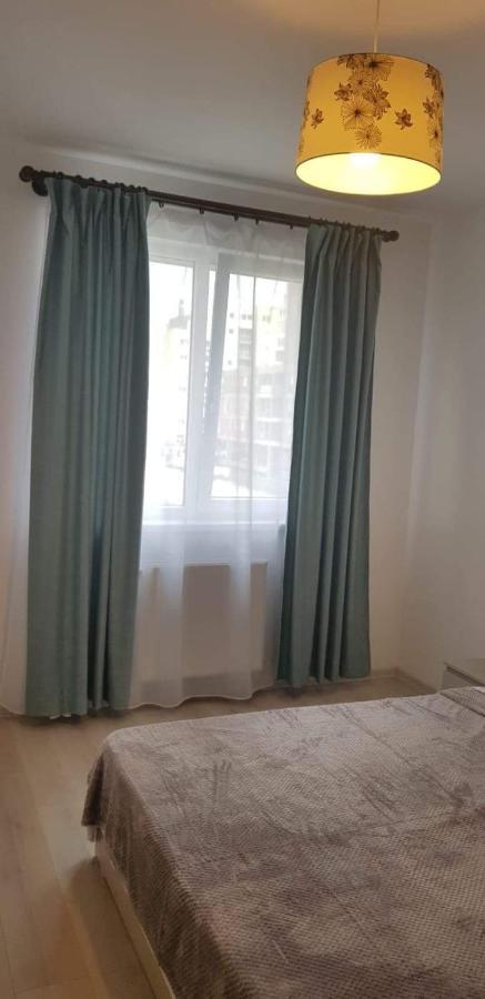 Apartament Modern Ioan Popasu Apartamento Braşov Exterior foto